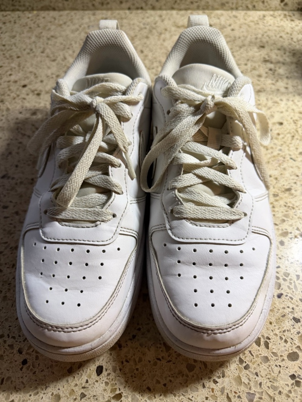 Nike Off-White/Beige Leather Low-Top Sneakers size 5.5 boys